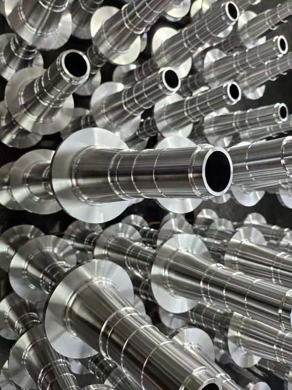 Proceso de forja de aleación a presión de forja de aluminio y acero piezas de repuesto para camiones
